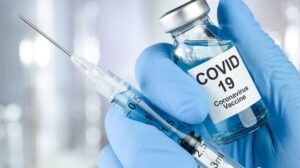 Минздрав исследует эффективность вакцины от COVID-19 для пациентов с ВИЧ